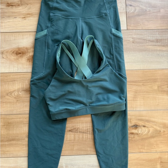 Old Navy Active Olive Sportswear - Picture 8 of 10